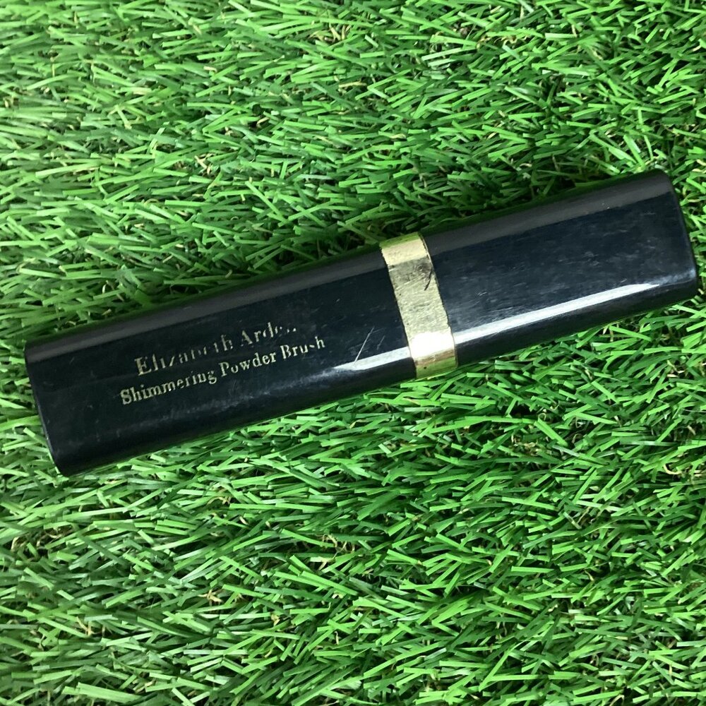 Elizabeth Arden Shimmering Powder Brush Gold